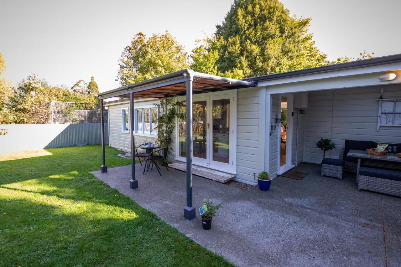 Hop, Skip And Jump To The Lake - Te Anau House מראה חיצוני תמונה
