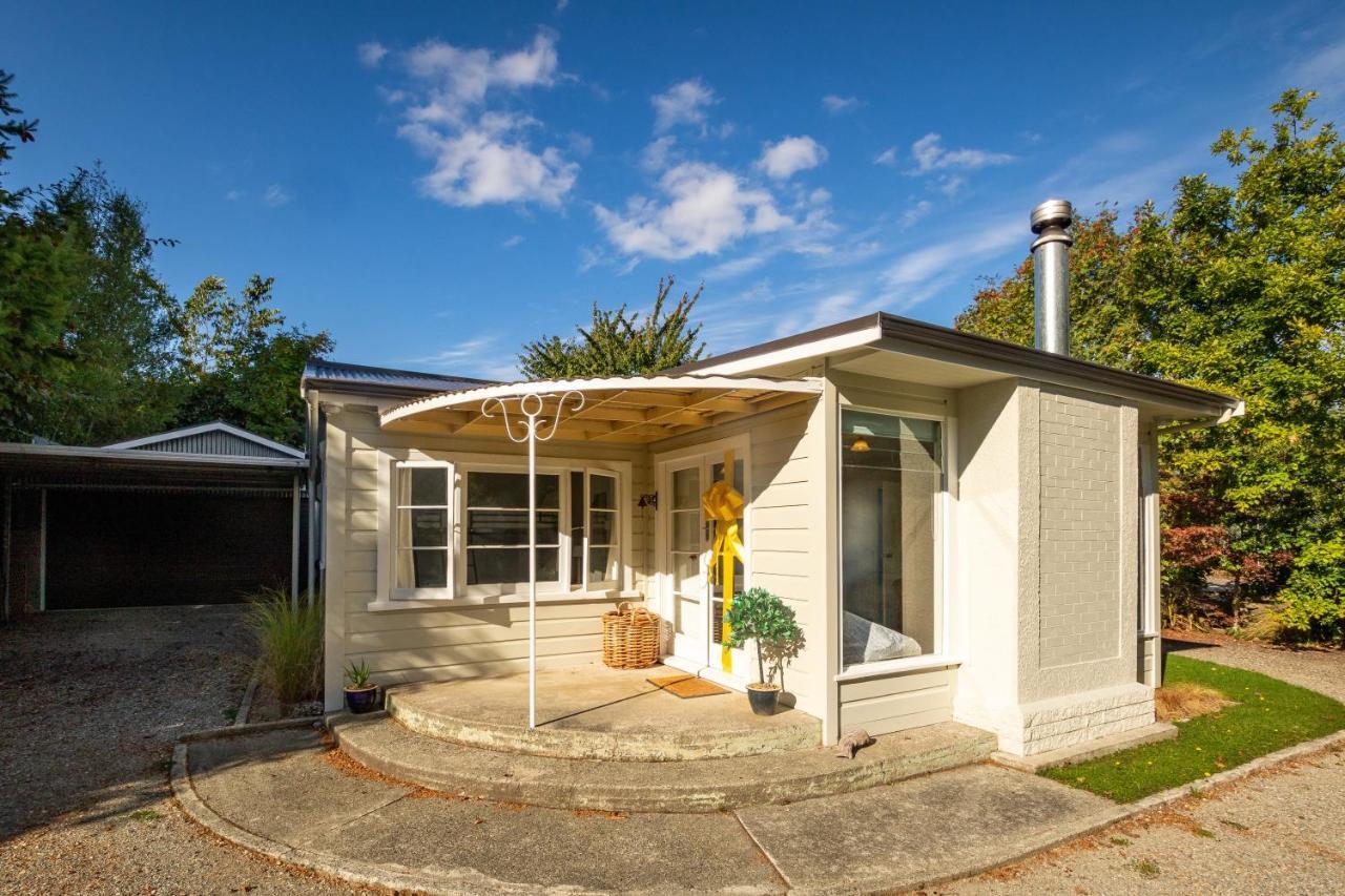 Hop, Skip And Jump To The Lake - Te Anau House מראה חיצוני תמונה